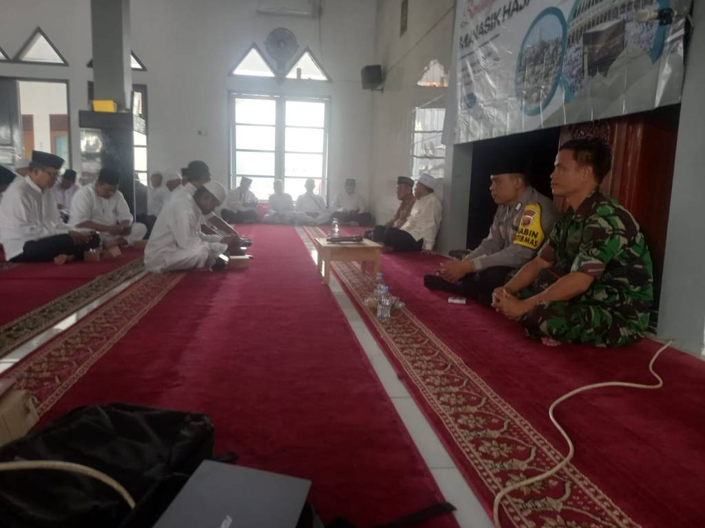 Babinsa Koramil 1701/Majalengka Hadiri Kegiatan Bimbingan Manasik Jamaah Haji&nbsp;Reguler