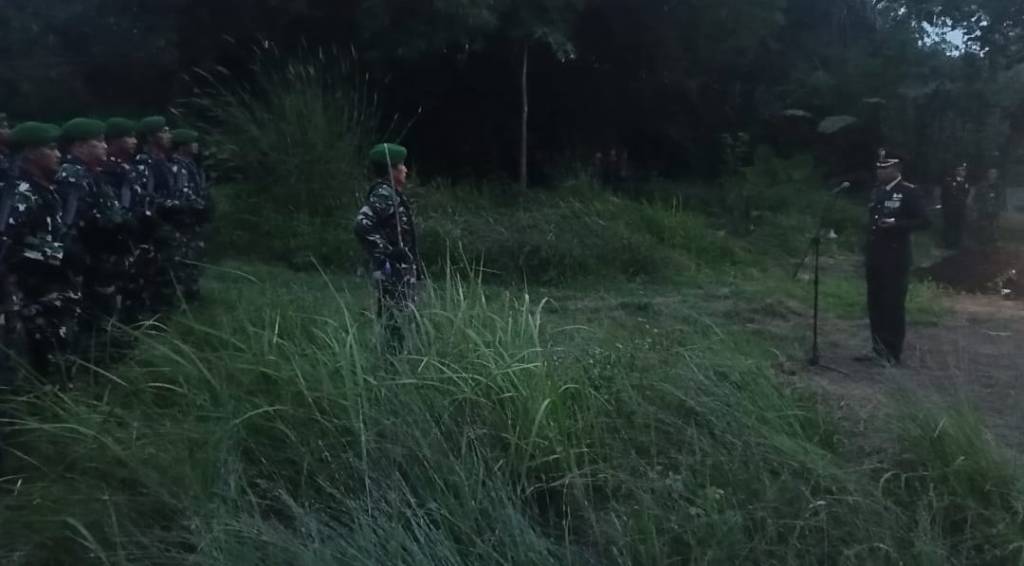 Dandim 0602/Serang Berikan Penghormatan Terakhir Kepada Almarhum Serma&nbsp;Samlawi