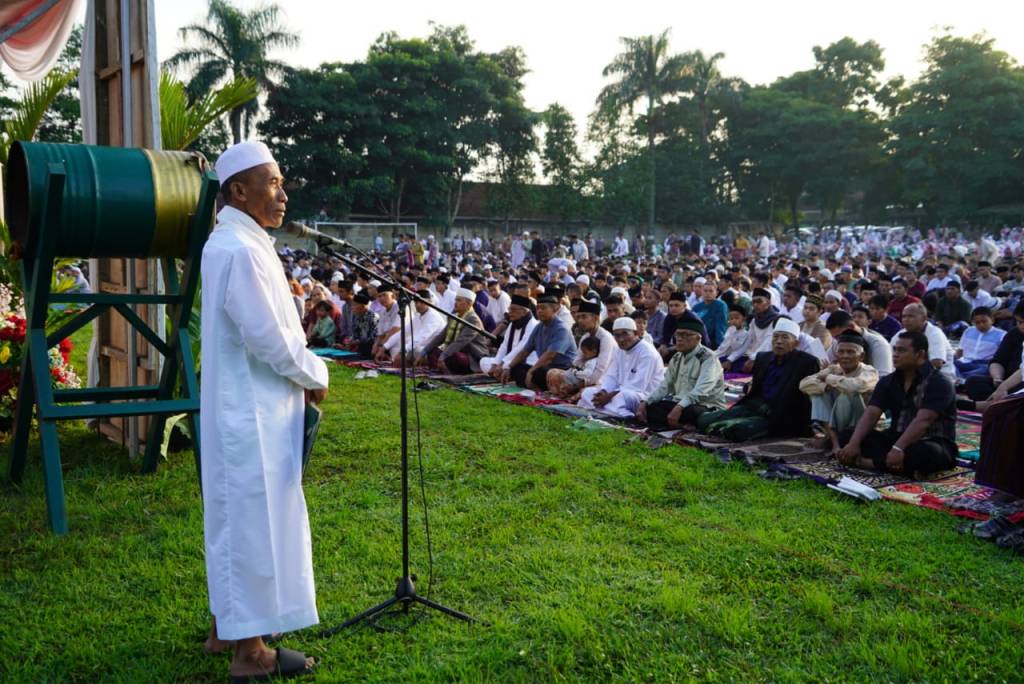 Guna Tingkatkan Ketaqwaan, Pererat Silaturahmi, Pererat Persatuan dan Kesatuan, Korem 062/Tn Gelar Shalat Ied 1445 H Tahun 2024 M.