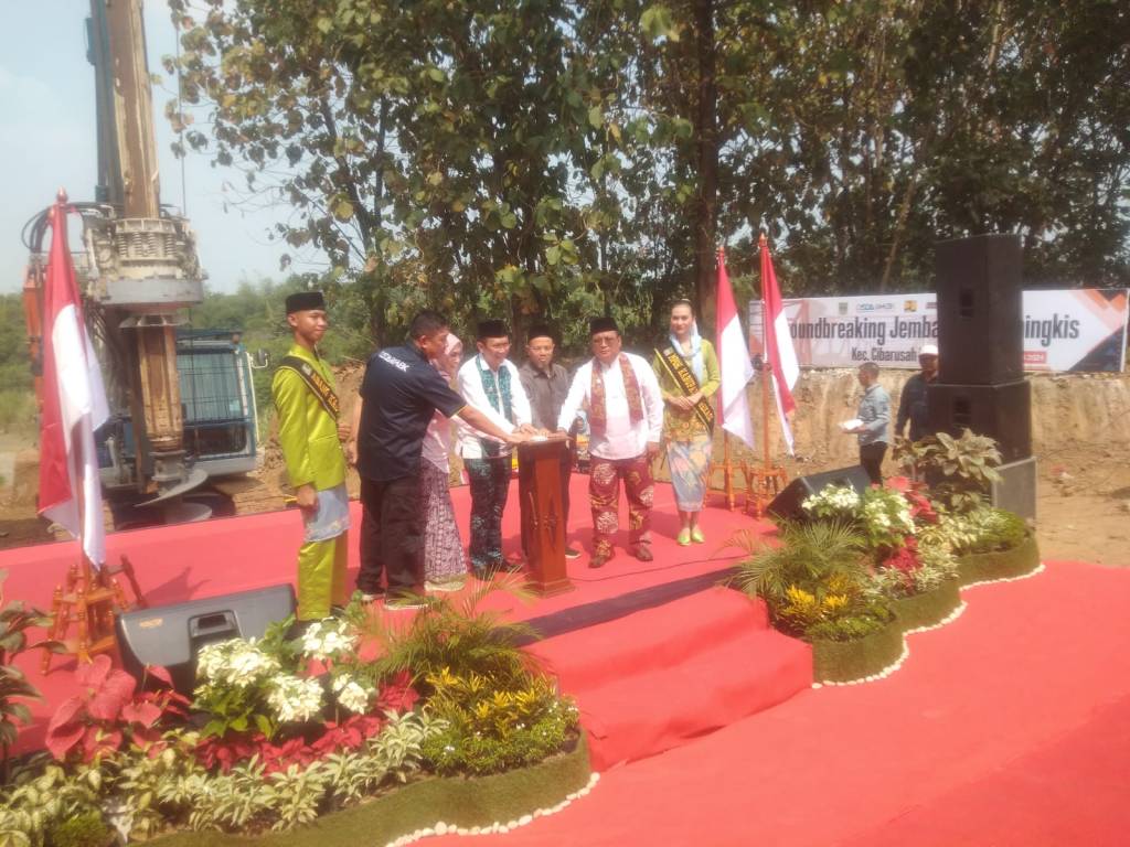 Pembangunan Jembatan Cipamingkis PJ Bupati Bekasi Dani Ramdan Resmikan&nbsp;Groudbreaking