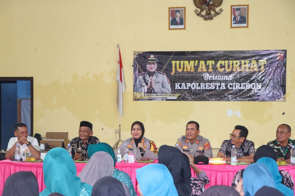 Kapolresta Cirebon Gelar Jum’at Curhat Bersama Masyarakat Desa Kejuden