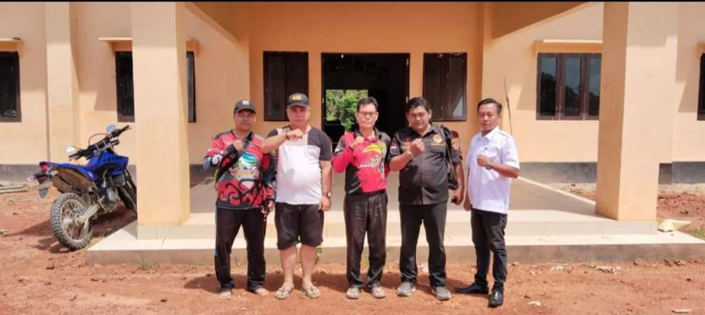 KEPALA DESA TUMBANG KALANG DAN KEPALA KECAMATAN ANTANGKALANG MENINGKATKAN PELAYANAN&nbsp;MASYARAKAT