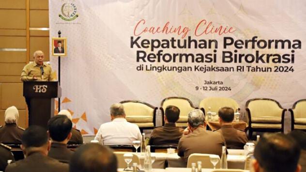 Wakil Jaksa Agung Feri Wibisono Beri Arahan Peserta Coaching Clinic di Lingkungan Kejaksaan Republik&nbsp;Indonesia