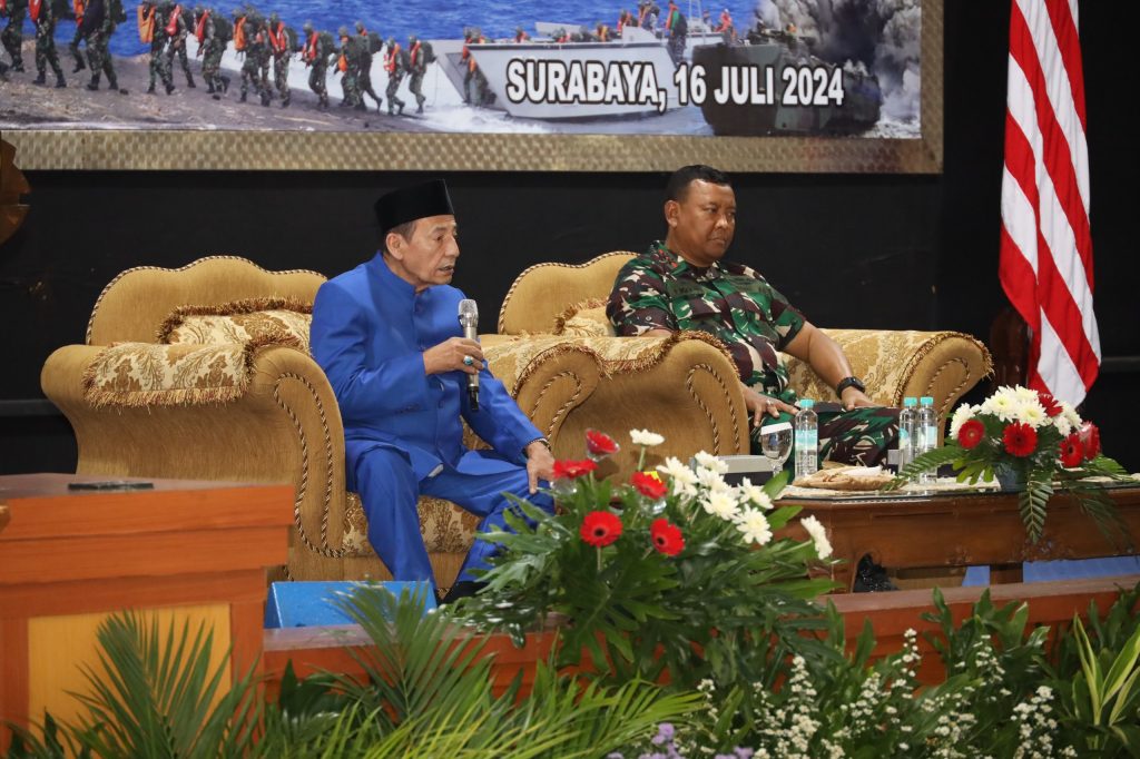 Tausiyah Kebangsaan Habib Muhammad Luthfi Jadikan Prajurit dan Siswa Kodiklatal Semangat Bela Tanah&nbsp;Air