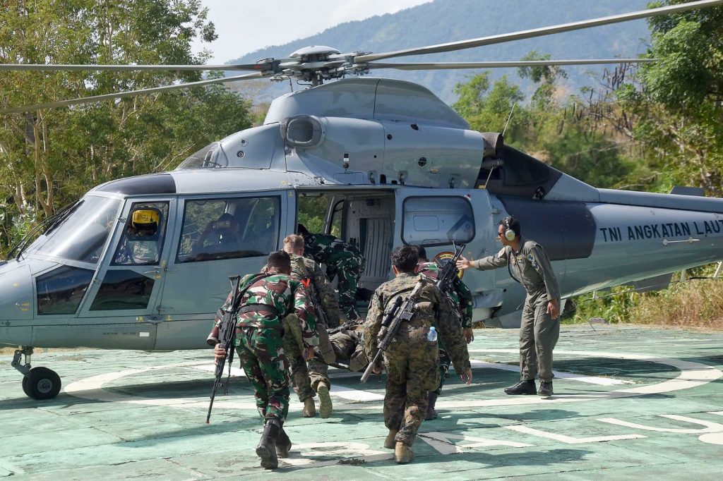 Sigap dan Cepat, Prajurit Marinir Dengan USMC Laksanakan Latihan Evakuasi Medis&nbsp;Udara